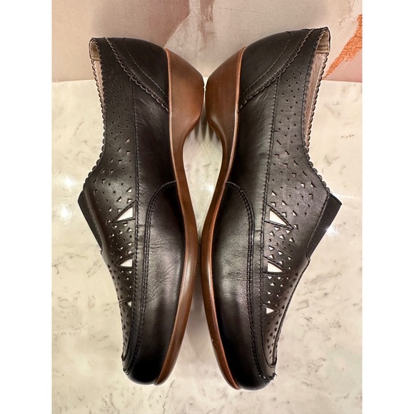 Easy Spirit Womens Duff Round Toe Slip-on Flats 9.5M Black Comfort Leather New - Picture 9 of 11